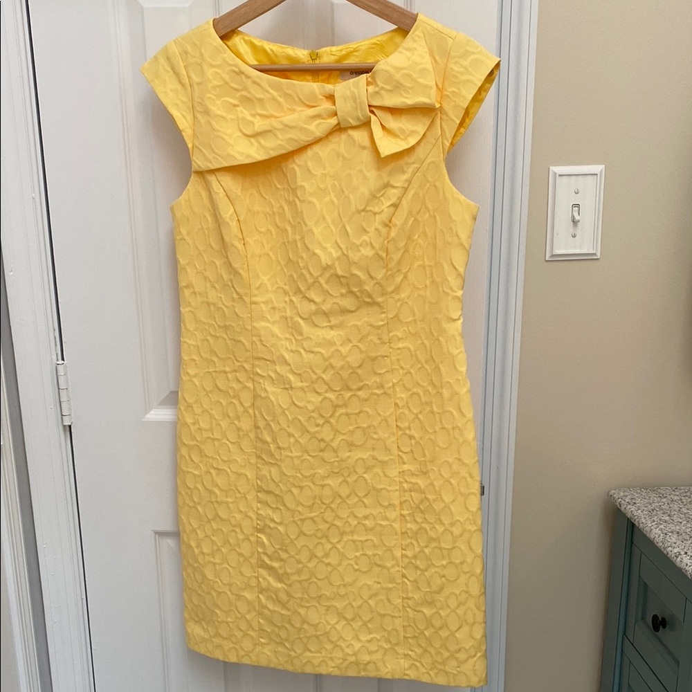 Dressbarn Yellow Petite Dress with Bow Detail and Cap Sleeves